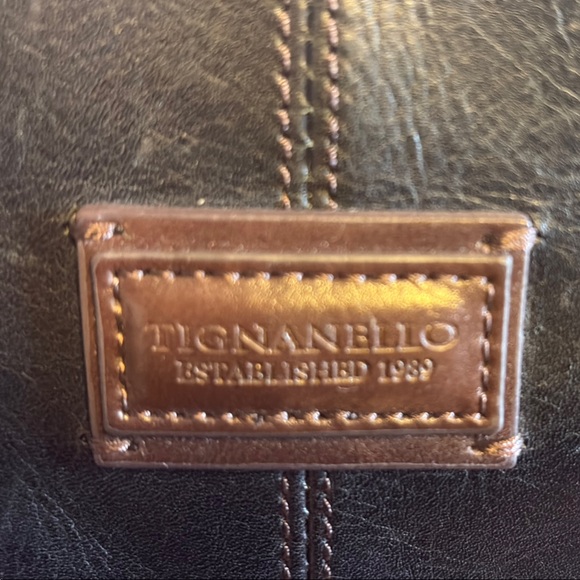 Tignanello Black and Brown Leather Shoulder Bag with Adjustable Strap - Picture 4 of 8